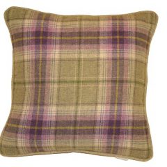 Cushion-Balmoral/Braemar Cassis