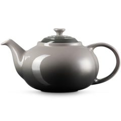 Le Creuset Classic Teapot Flint
